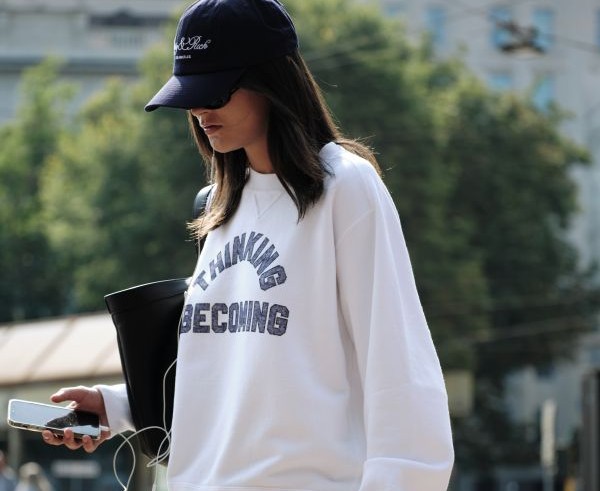 FOCUS ON: SWEATSHIRTS