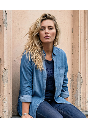 Camicia in jeans casual con colletto a camicia e tasca sul petto