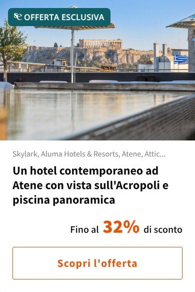Un hotel contemporaneo ad Atene con vista sull'Acropoli e piscina panoramica