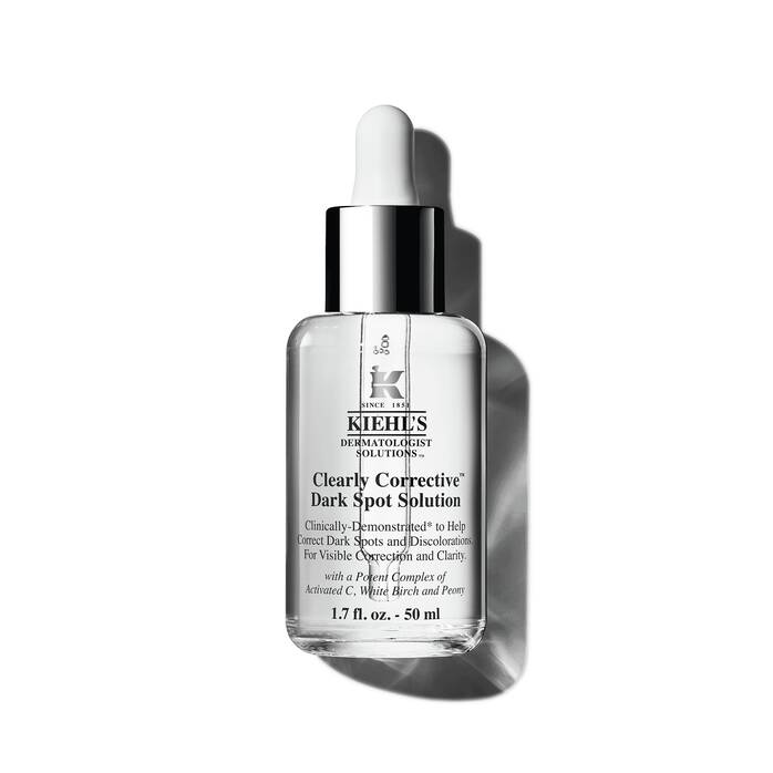 Clearly Corrective Dark Spot Solution su sfondo bianco