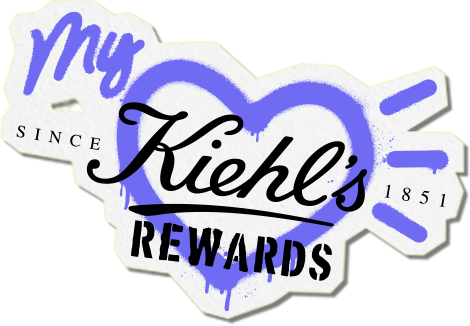 Adesivo blu e bianco con logo Kiehl's e scritto My Kiehl's REWARDS since 1851