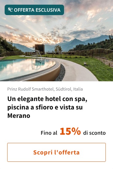 Un elegante hotel con spa, piscina a sfioro e vista su Merano