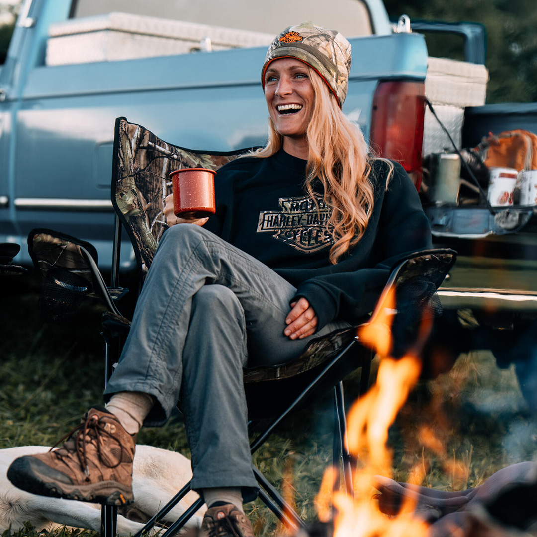 FELPA GIROCOLLO DA DONNA HARLEY‑DAVIDSON<sup>&reg;</sup> X REALTREE<sup>&reg;
</sup> CON GRAFICA