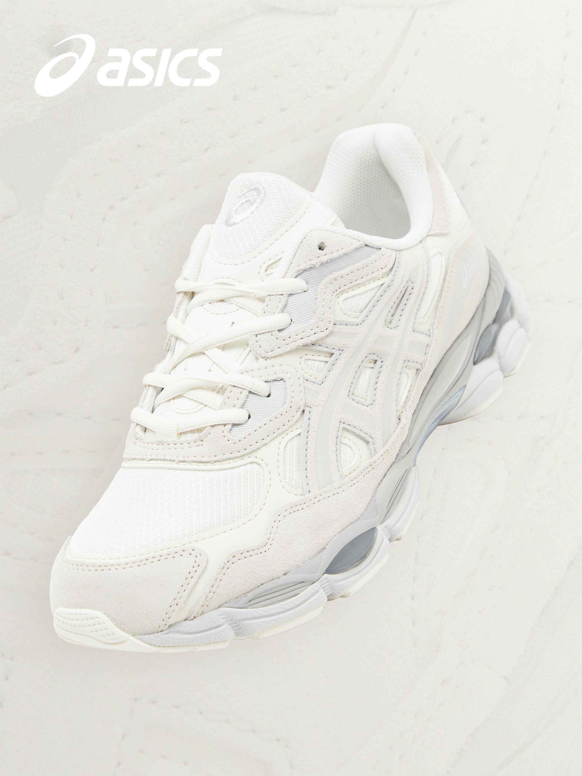 ASICS Collection 