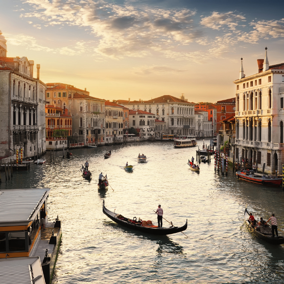 Find flights to Venice