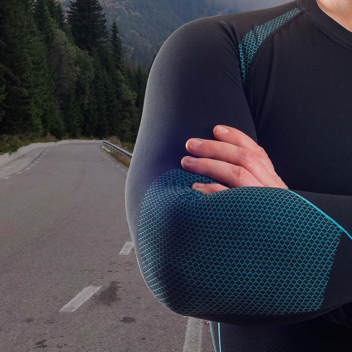Abbigliamento moto antivento, pioggia e invernale in offerta su Speedup.it