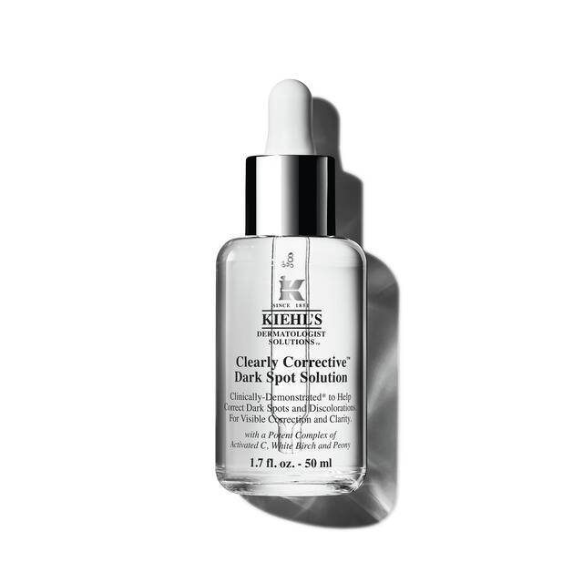 Clearly Corrective Dark Spot Solution chiuso su sfondo bianco