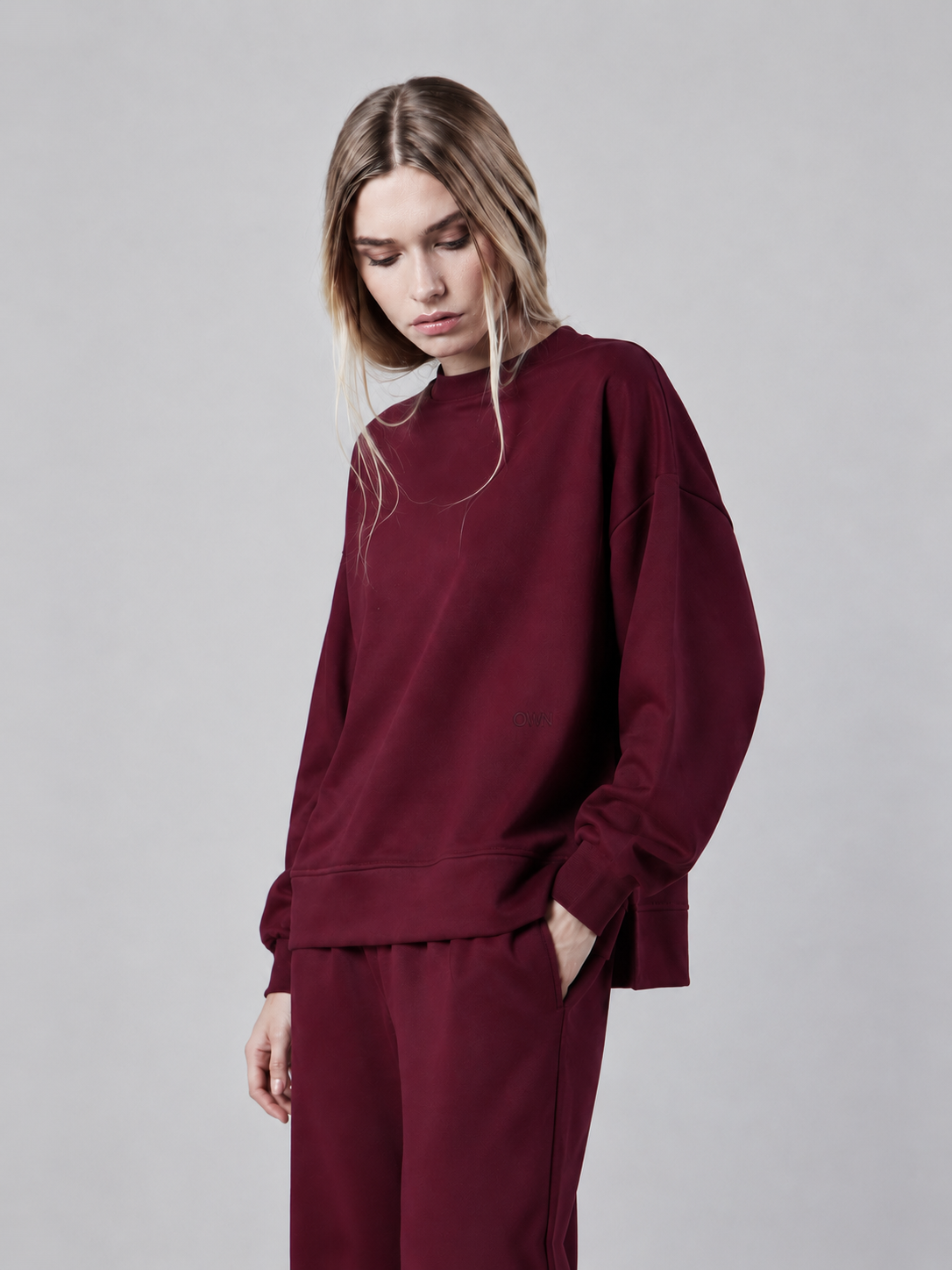 Felpa Girocollo Loose Fit in Interlock Burgundy