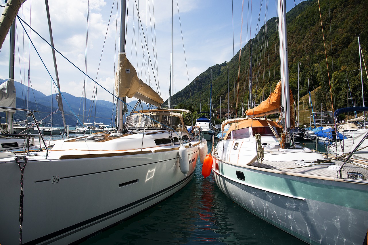 Barche a secco in cantiere per il rimessaggio invernale