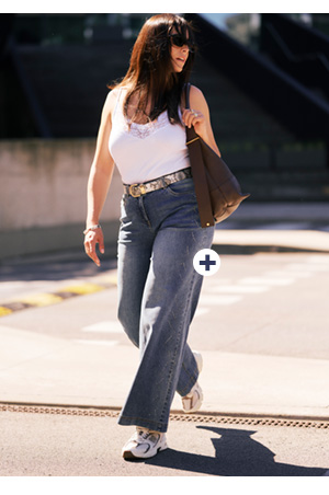 Jeans Mary, gamba extra larga, strass, cintura comoda