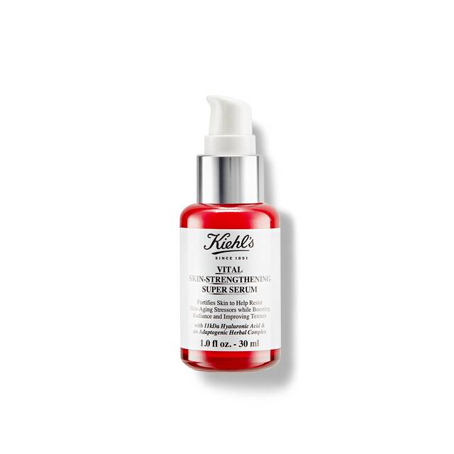 Vital Skin-Strengthening Super Serum su sfondo bianco