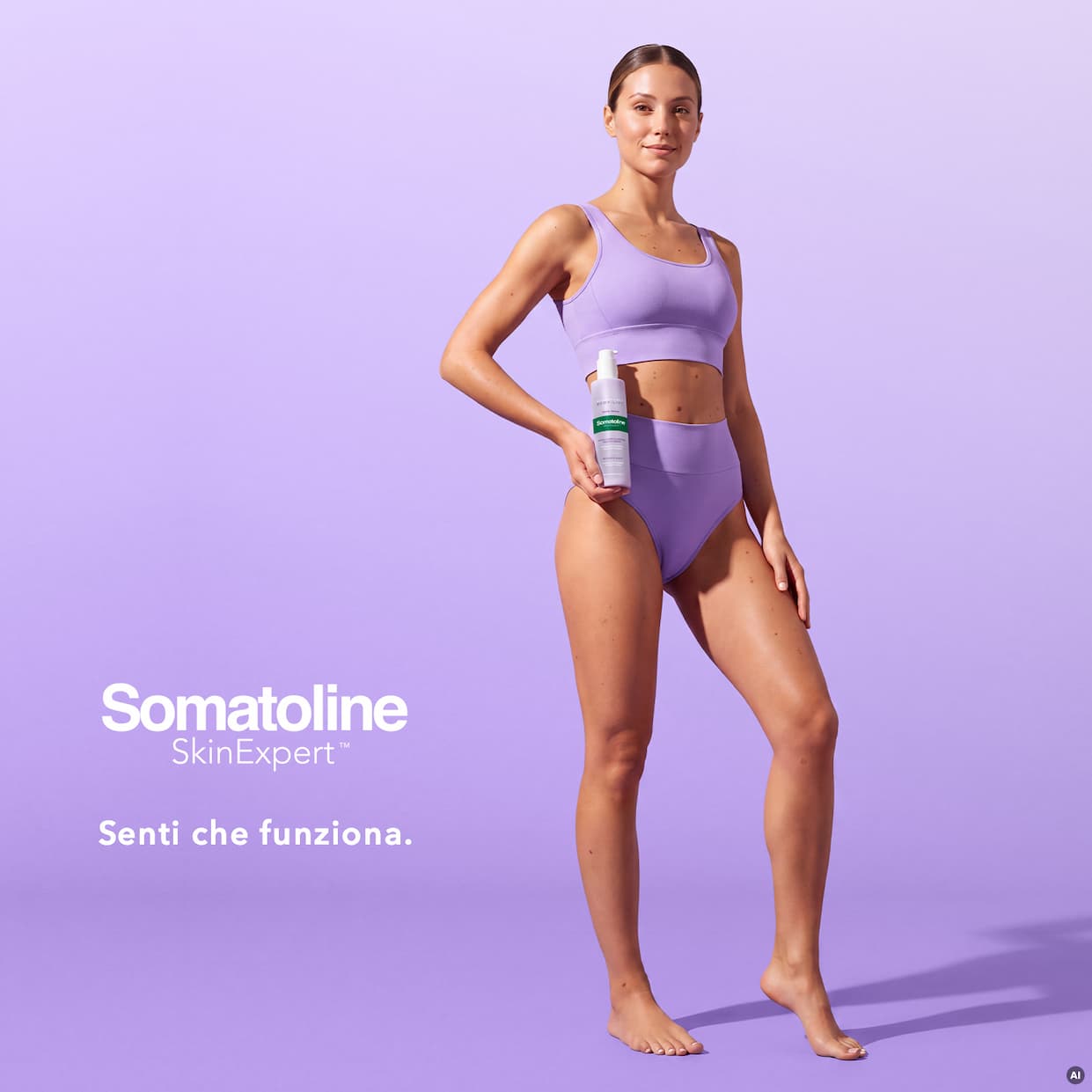 Woman holding a bottle of Somatoline SkinExpert Collagen, with Italian text.