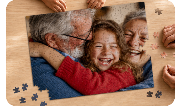 Prova con un Puzzle per coinvolgere nonni e nipoti in un’attività insieme