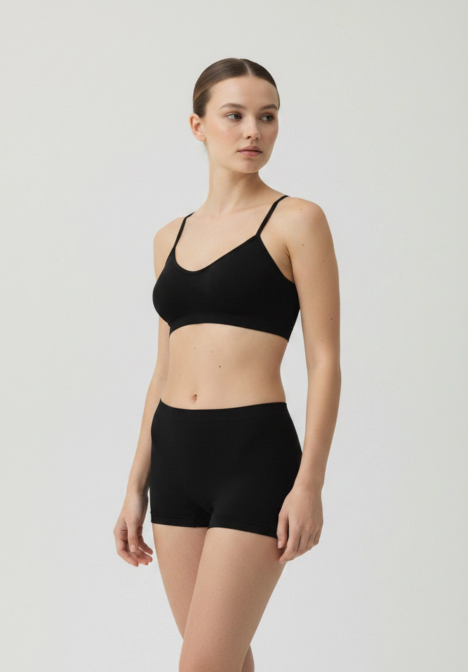 Image of Boxer Donna Senza Cuciture Dolcevita - Nero