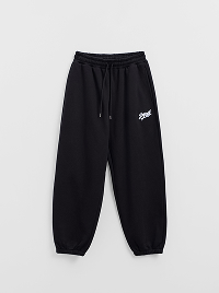 Pantaloni tuta