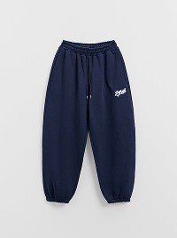 Pantaloni tuta