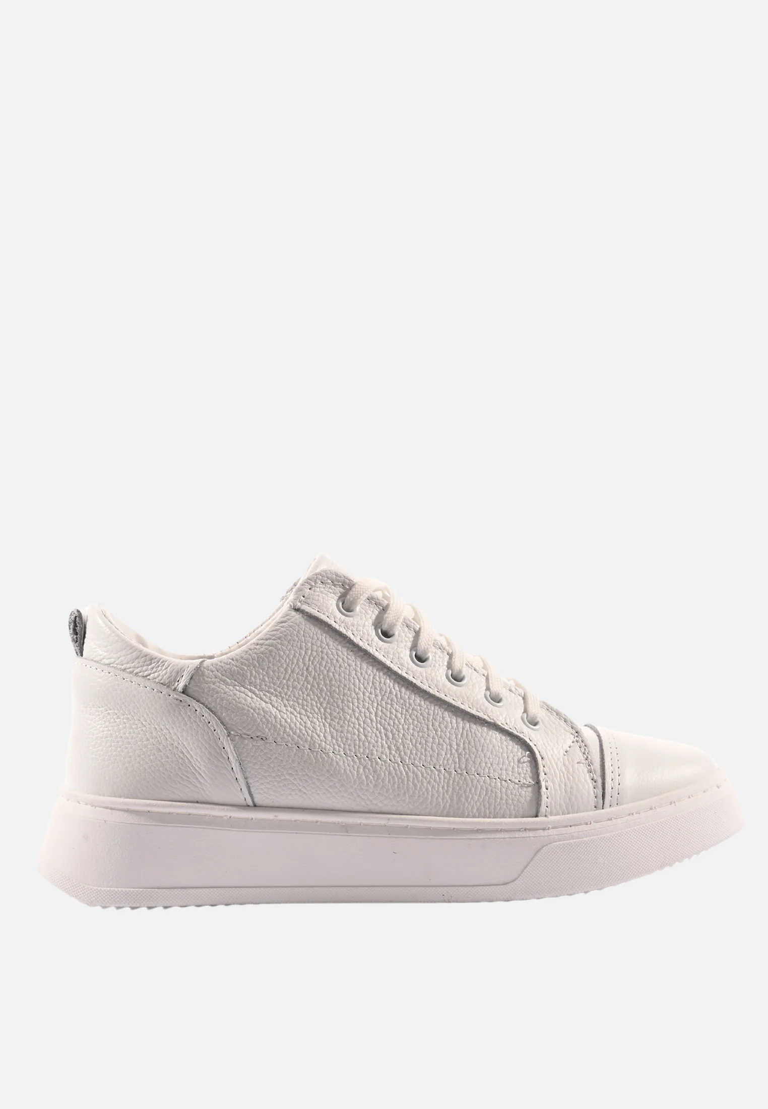 Image of Sneakers con fondo tono su tono