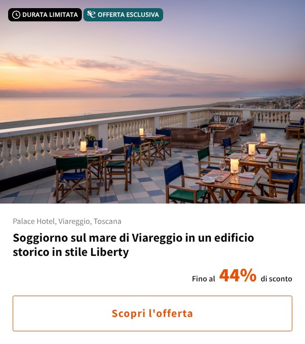 Soggiorno sul mare di Viareggio in un edificio storico in stile Liberty