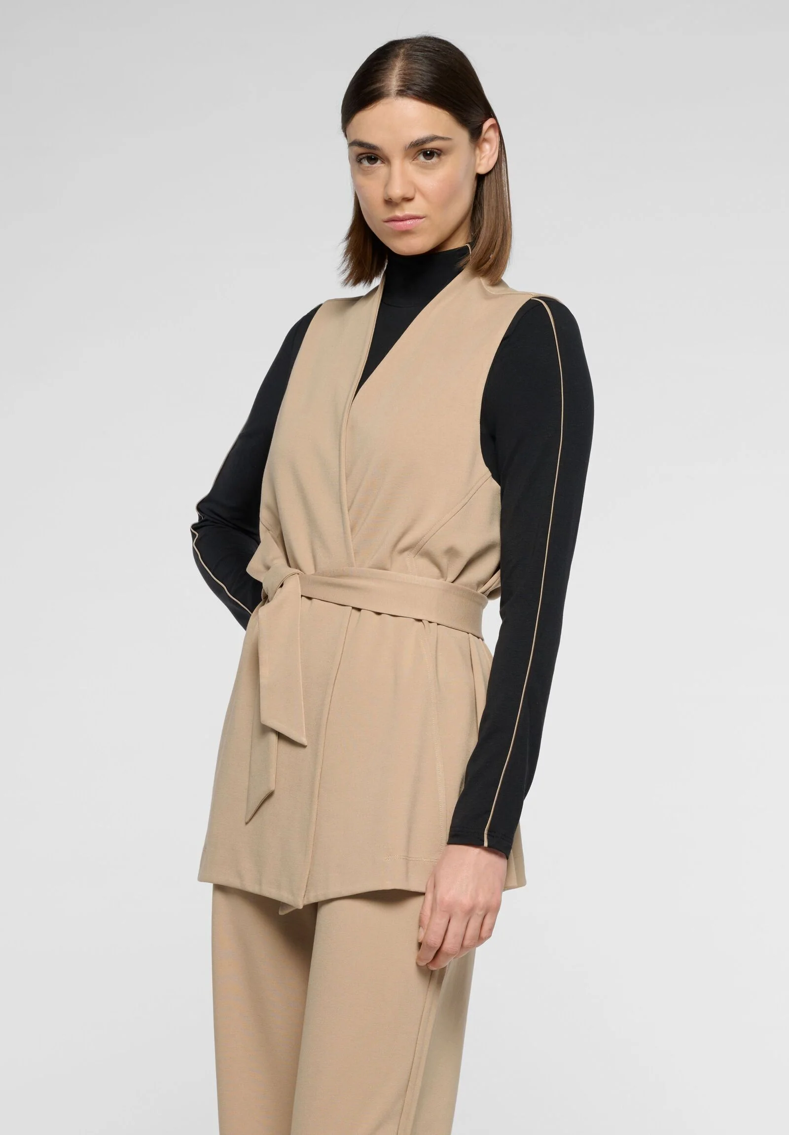 Image of Gilet Lungo in Viscosa 24 Hours - Sabbia