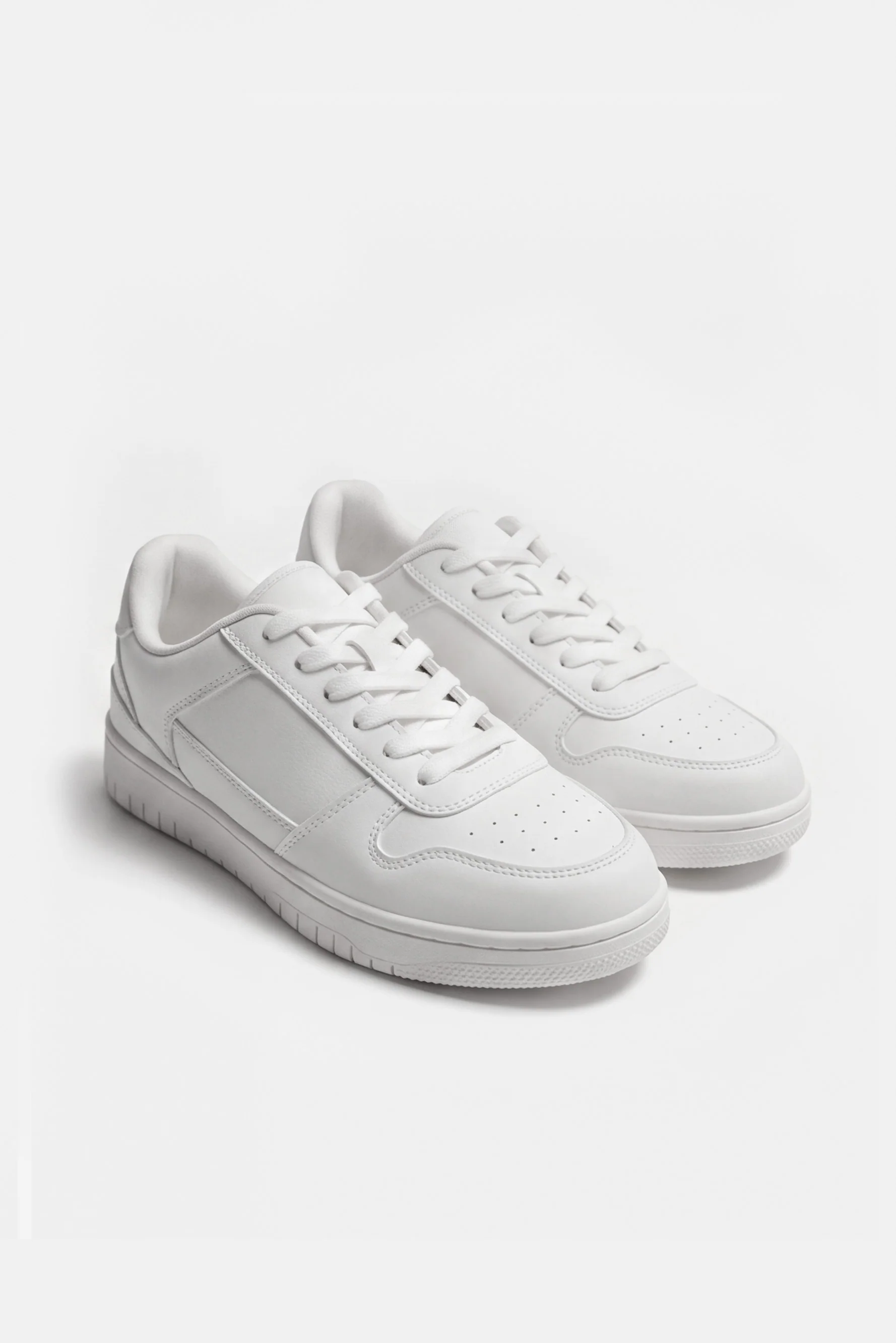 Image of SNEAKERS BASIC BIANCO