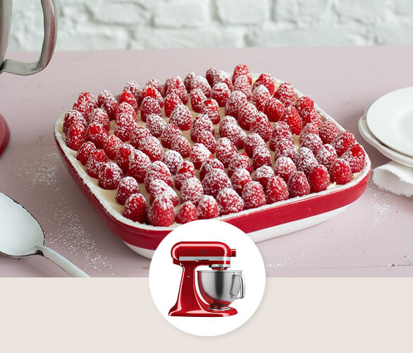 Raspberry tiramisu cake