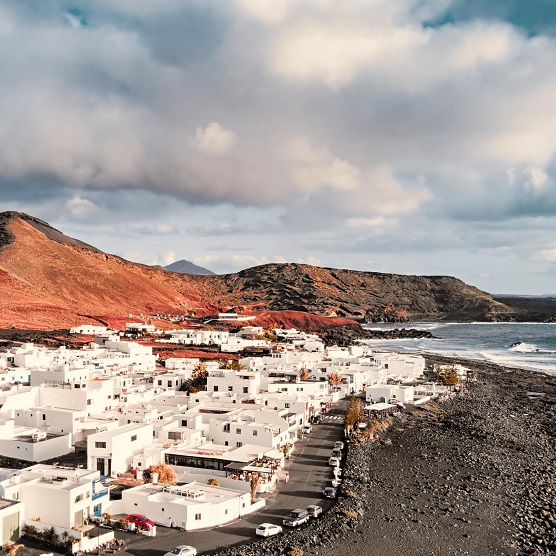 Find flights to Lanzarote