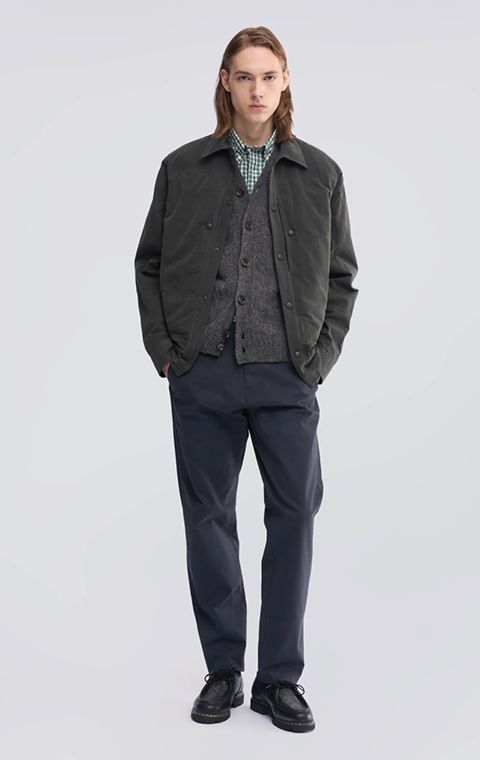 KNITWEAR