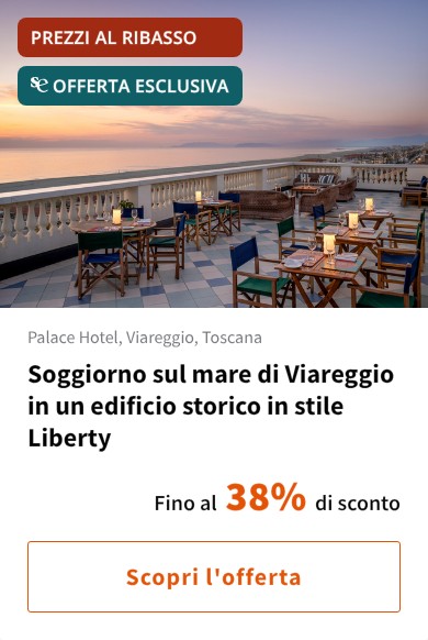 Soggiorno sul mare di Viareggio in un edificio storico in stile Liberty