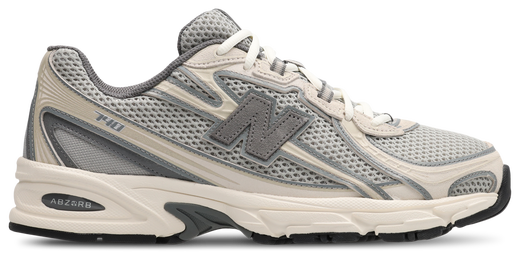 New Balance 740
