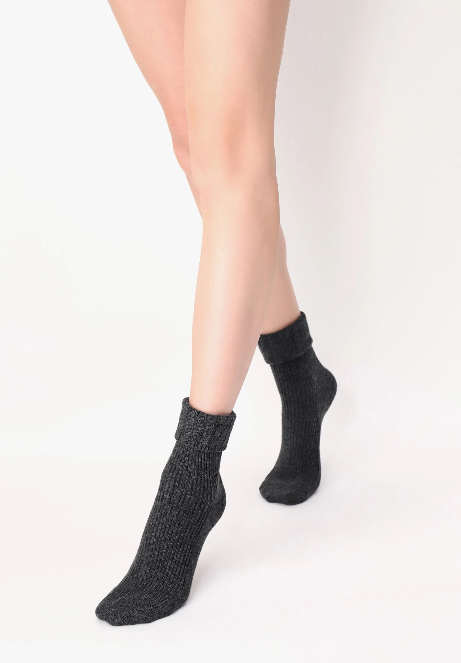 Image of Calzino in Lana e Cashmere Hilda - Nero Melange