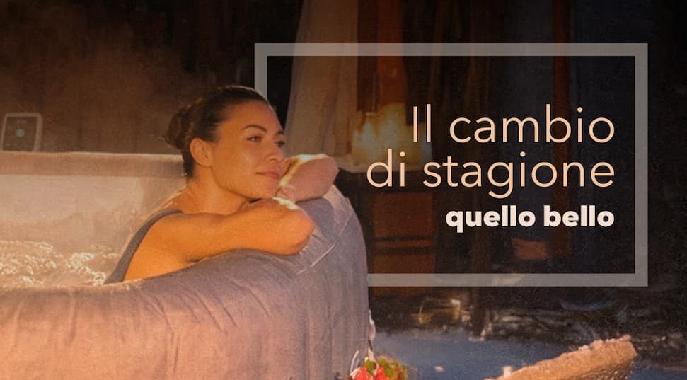 donna immersa nell'idromassaggio gonfiabile