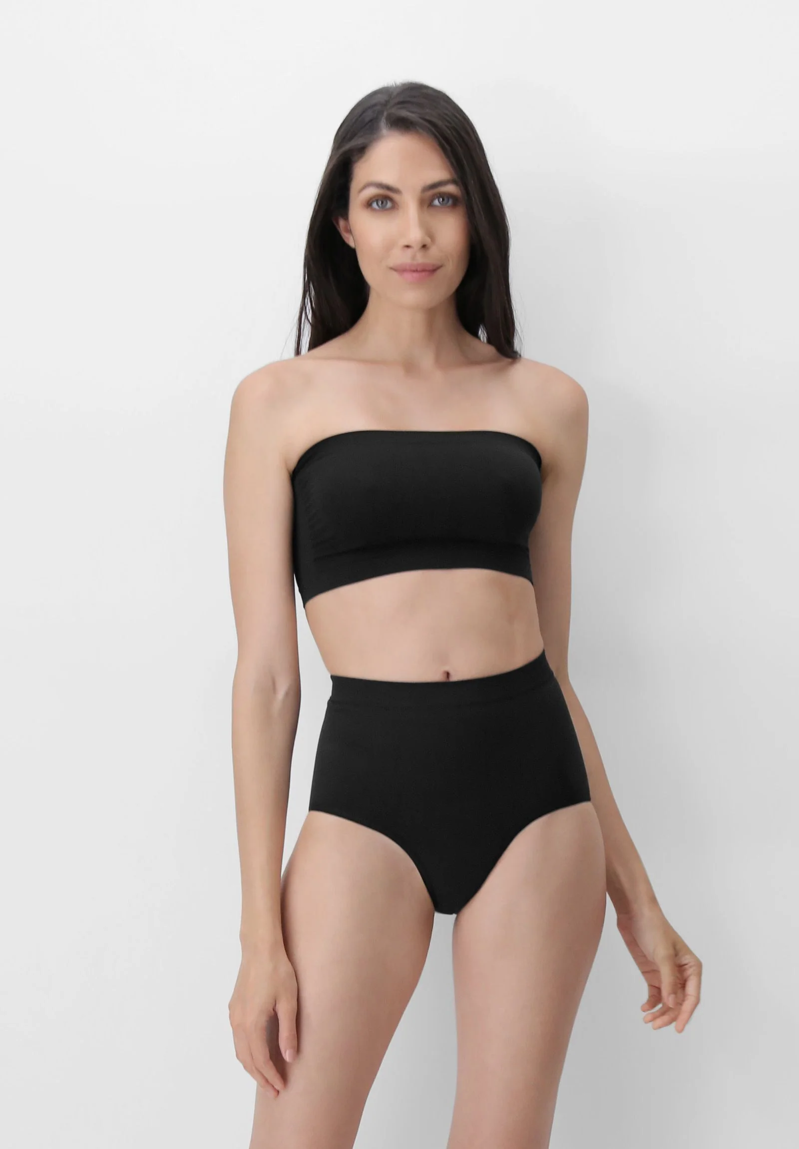 Image of Top a fascia senza cuciture Bandeau Dolcevita - Nero