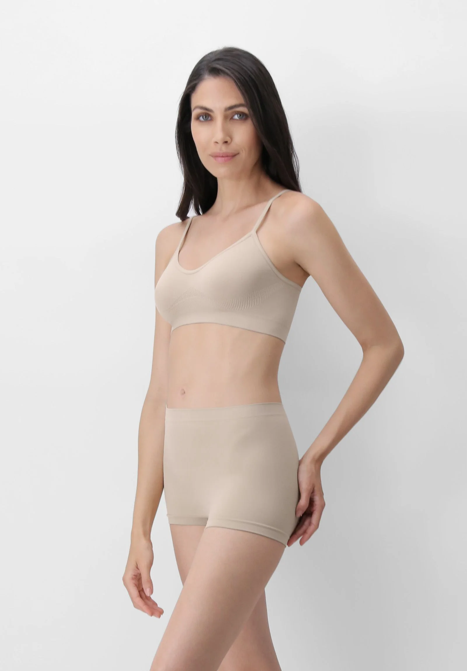 Image of Reggiseno a Brassiere con Spallino Sottile Dolcevita - Neutro