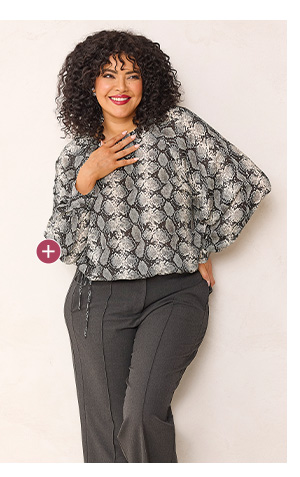 Blusa alla moda con stampa serpente e coulisse