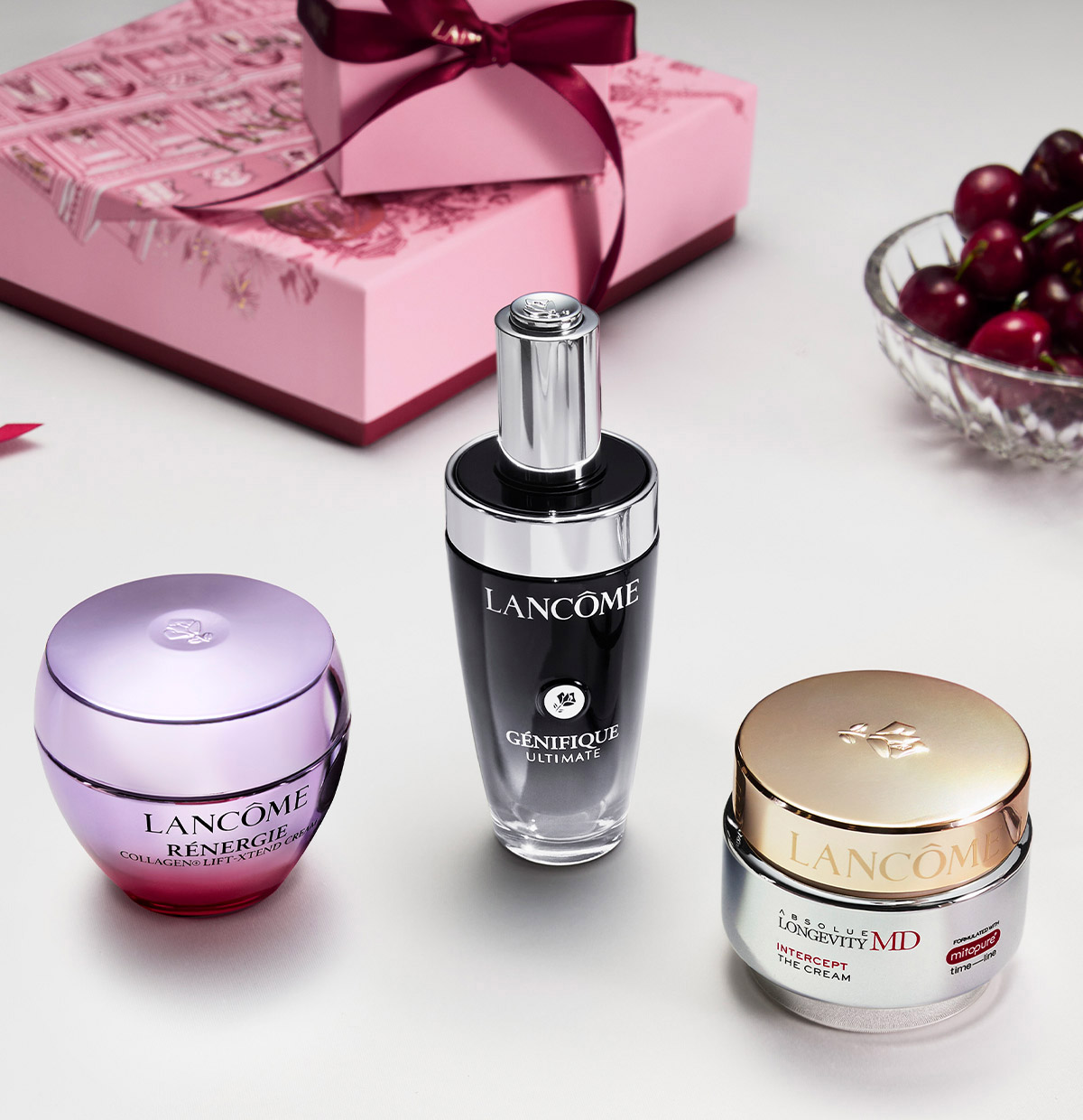 A GIFT FOR YOUR SKIN Four iconic formulas. One luminous transformation. EXPLORE SKINCARE BESTSELLERS