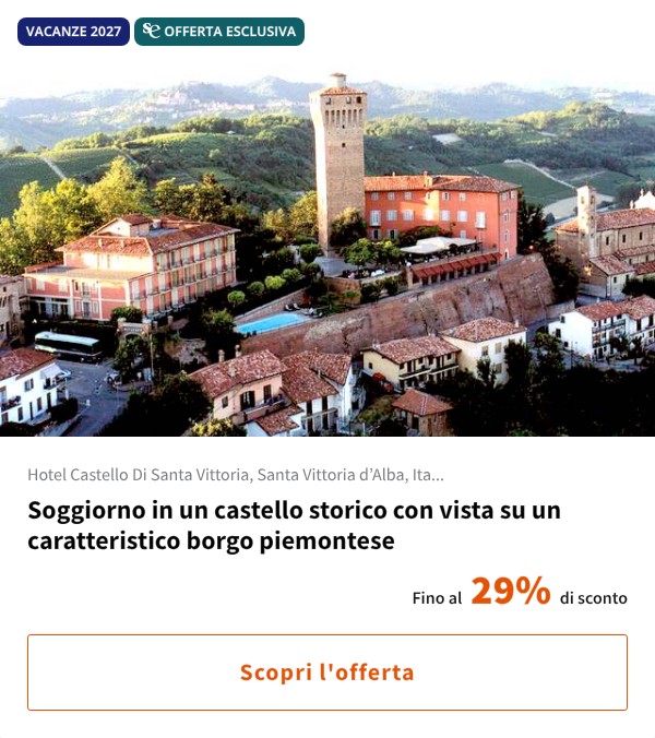 Soggiorno in un castello storico con vista su un caratteristico borgo piemontese