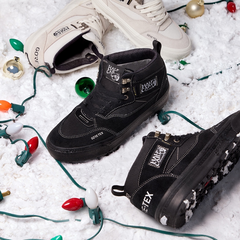 Black Half Cab GORE-TEX Insulated Shoe